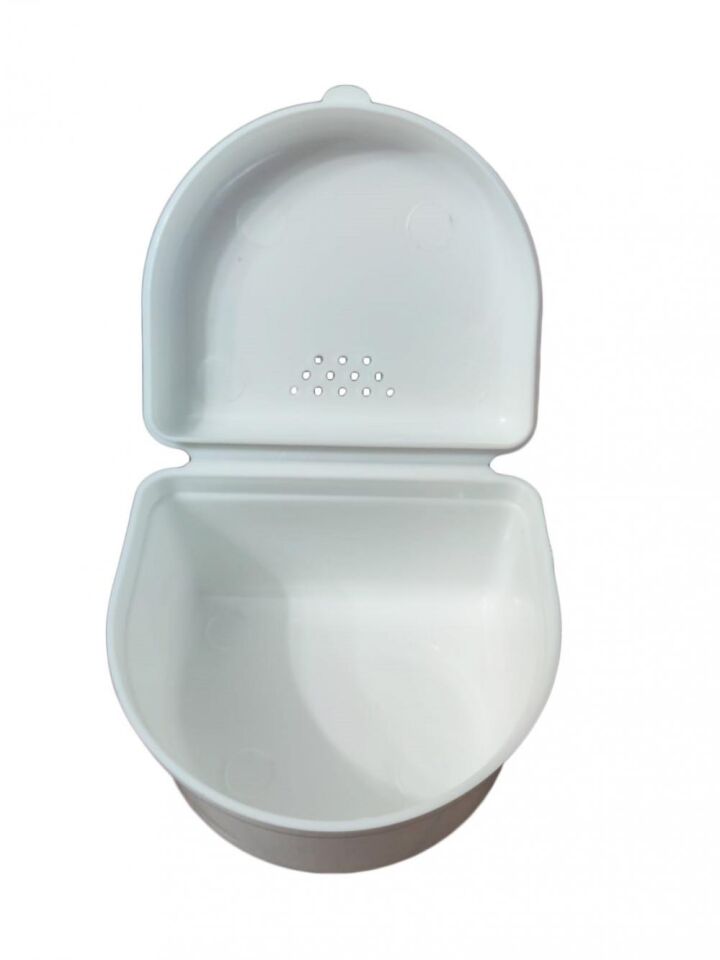 Protez Diş Saklama Kabı Şık Tasarımlı Fonksiyonel Ürün