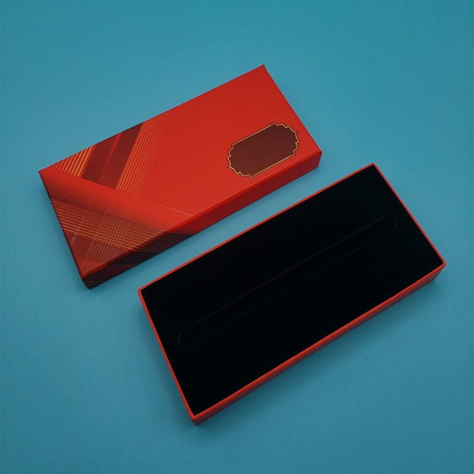 Kalem Kutusu Kırmızı Tasarımlı Şık Tasarımlı Fonksiyonel Ürün