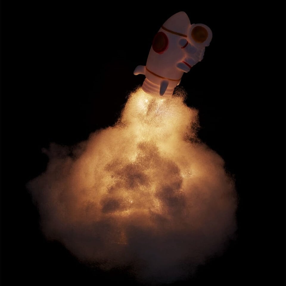 Kendin Yap Uçan Astronot Tasarımlı Gece Lambası Şık Tasarımlı Fonksiyonel Ürün