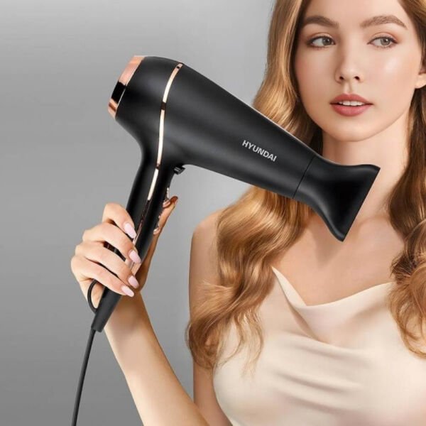 Saç Kurutma Makinesi - 3 Sıcaklık Seviyeli Şık Tasarımıyla Benzersiz Kullanım Deneyimi Hayatınızı Kolaylaştıracak Ürünler