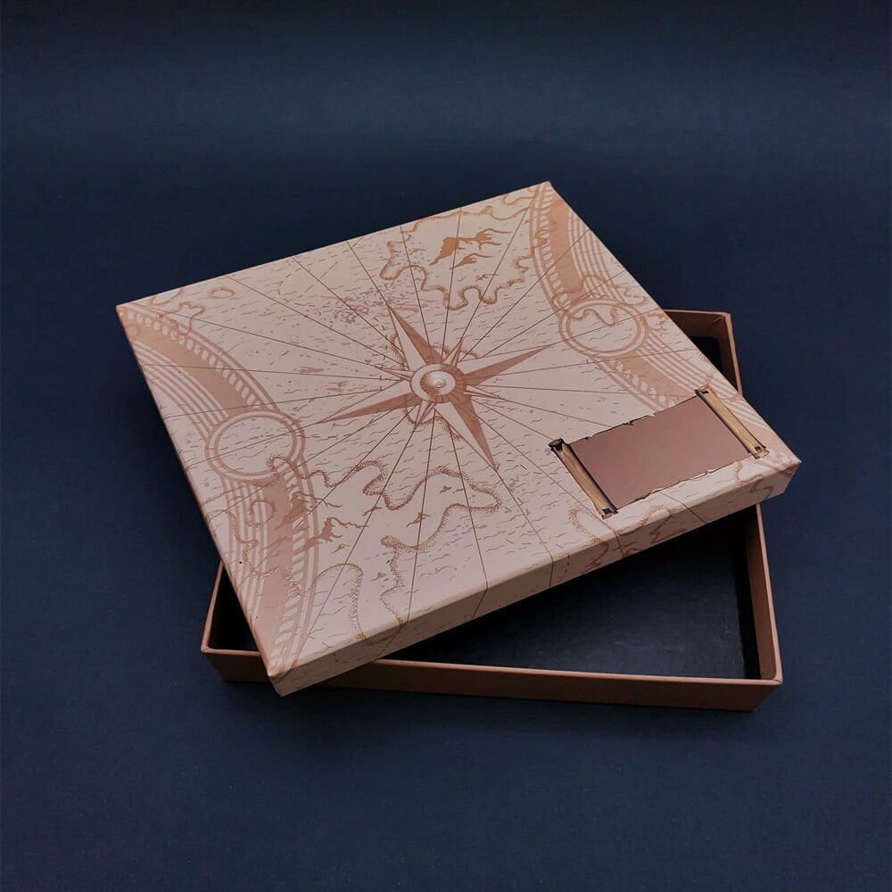 Pusula Temalı Hediye Kutusu Şık Tasarımlı Fonksiyonel Ürün