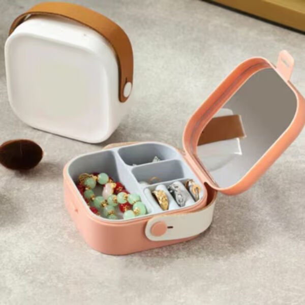 Aynalı Makyaj Kutusu Çanta Boy Şık Tasarımlı Fonksiyonel Ürün