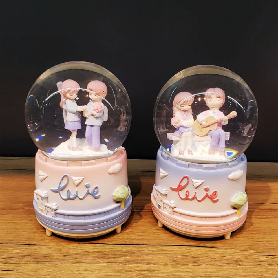 Sevimli Sevgililer Büyük Boy Kar Küresi Şık Tasarımlı Fonksiyonel Ürün