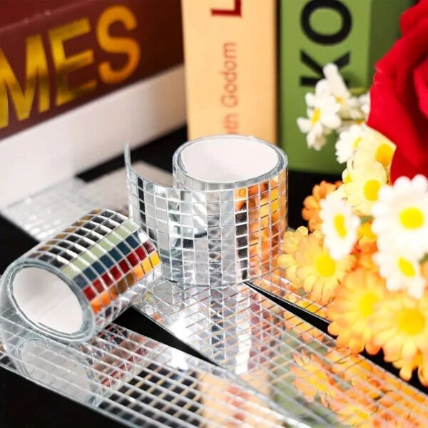 Gümüş Renk Aynalı Dekor Bandı Kendinden Yapışkanlı 1 Metre x 4 cm Şık Tasarımıyla Benzersiz Kullanım Deneyimi Hayatınızı Kolaylaştıracak Ürünler