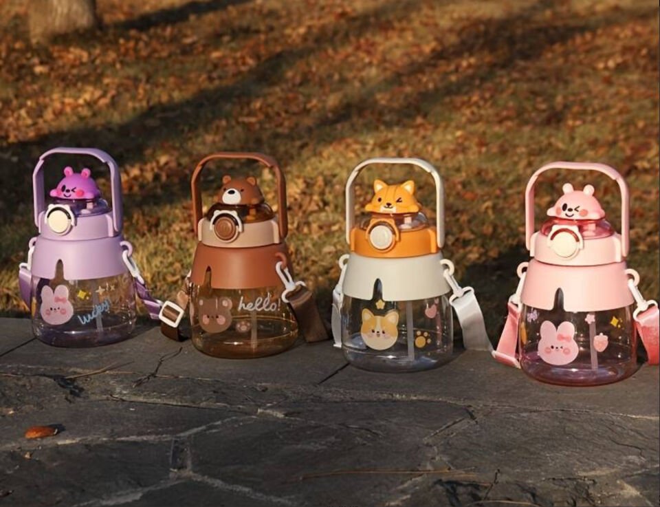 Sevimli Hayvanlar Su Matarası Şık Tasarımlı Fonksiyonel Ürün