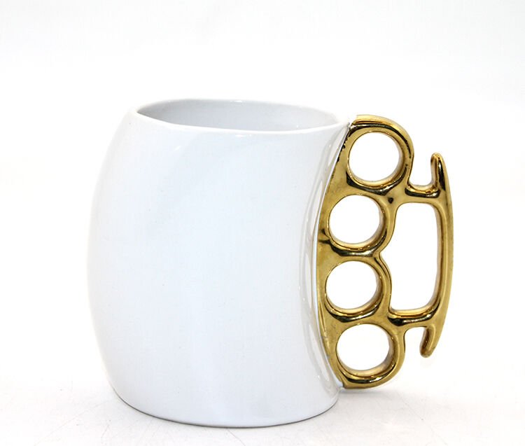 Porselen Muşta Tasarımlı Kupa Bardak Beyaz Renk Şık Tasarımlı Fonksiyonel Ürün