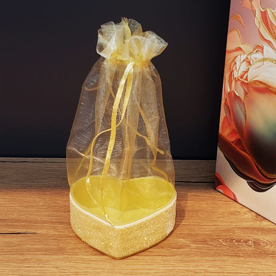 Sarı Kalpli Tül Kese Şık Tasarımlı Fonksiyonel Ürün