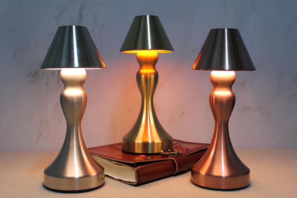 Masaüstü Dokunmatik Ledli Lamba Model 5 Şık Tasarımlı Fonksiyonel Ürün