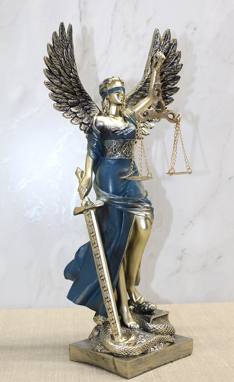 Kanatlı Adalet Biblosu Büyük Boy Çok Fonksiyonel Ürün