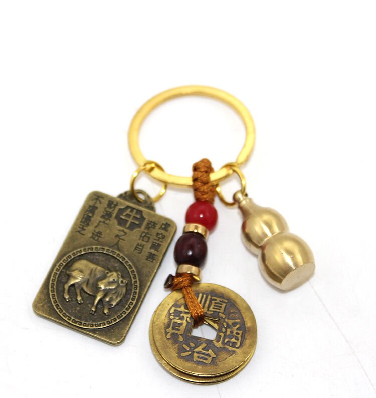 Şans Ve Bereket Anahtarlık Model 1 Şık Tasarımlı Fonksiyonel Ürün