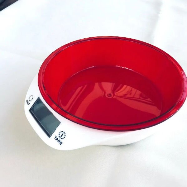 Dijital Göstergeli Mutfak Terazisi Şık Tasarımlı Fonksiyonel Ürün