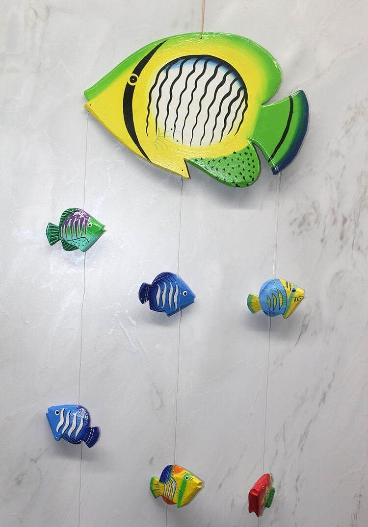 Ahşap Balıklı Rüzgar Çanı Şık Tasarımlı Fonksiyonel Ürün