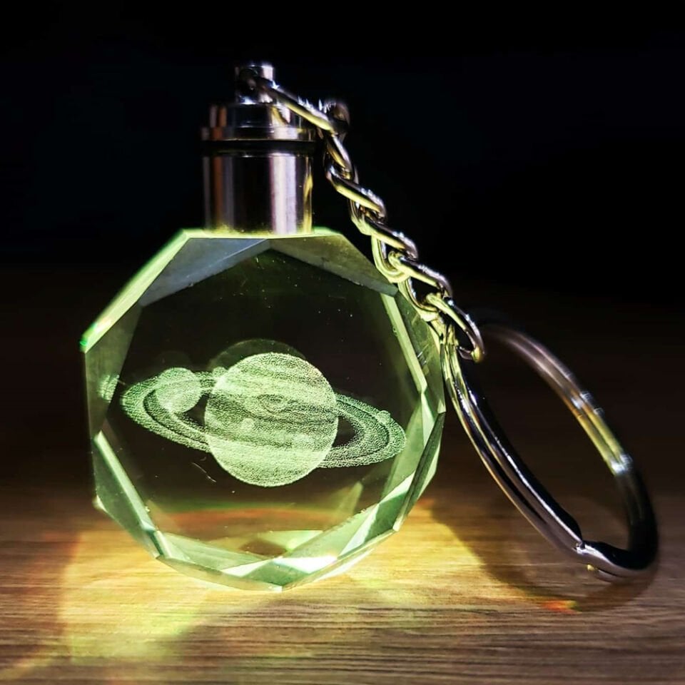 Satürn Gezegen Tasarım Işıklı Anahtarlık Şık Tasarımlı Fonksiyonel Ürün