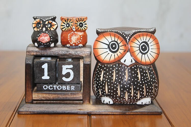 Ahşap Baykuş Takvim Şık Tasarımlı Fonksiyonel Ürün