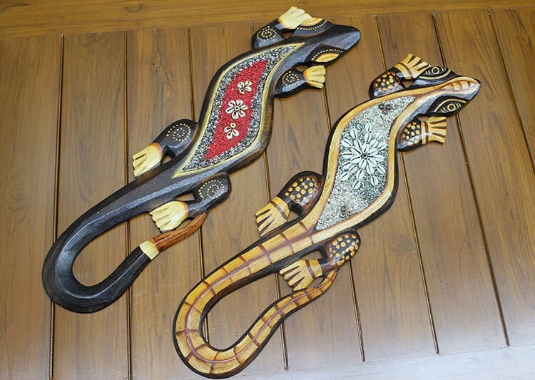 Ahşap Duvara Asmali Kertenkele Figürü Şık Tasarımlı Fonksiyonel Ürün