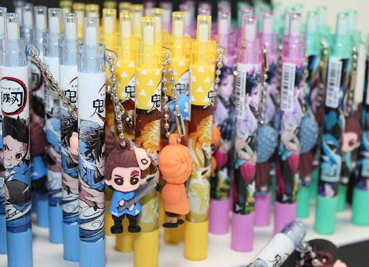 Anime Figür Tükenmez Kalem Model 2 Şık Tasarımlı Fonksiyonel Ürün