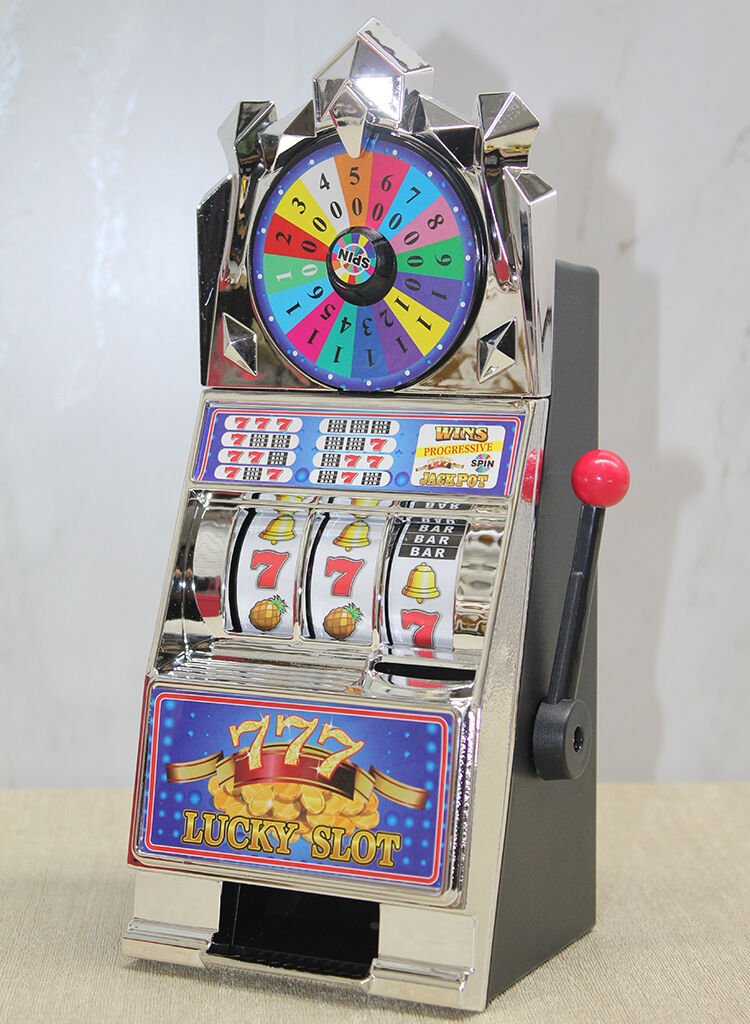Slot Makinesi Çarkıfelekli Şık Tasarımlı Fonksiyonel Ürün