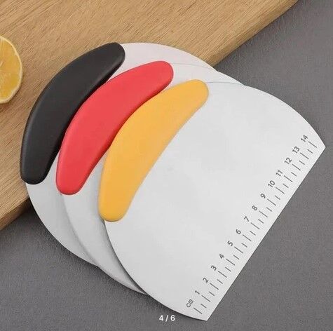 Paslanmaz Çelik Hamur Kesme ve Şekillendirme Spatulası Şık Tasarımlı Fonksiyonel Ürün