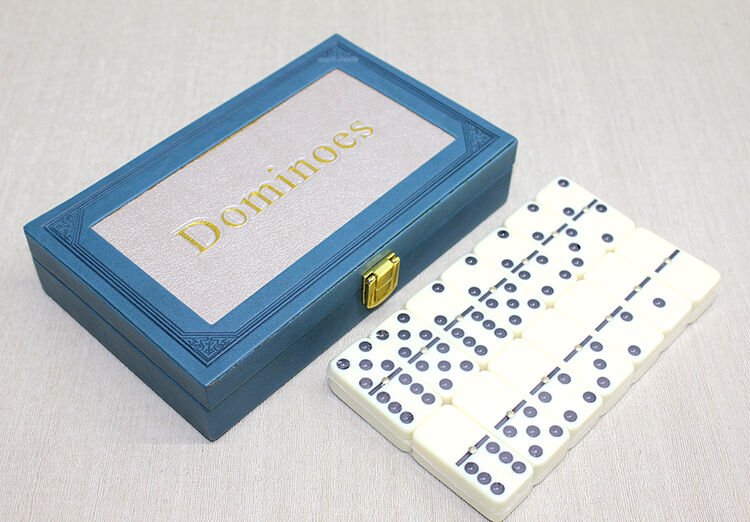 Deri Kutulu Domino Oyunu Şık Tasarımlı Fonksiyonel Ürün