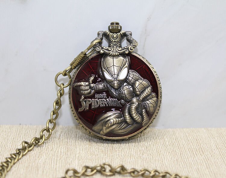 Spiderman Tasarımlı Köstekli Saat Şık Tasarımlı Fonksiyonel Ürün