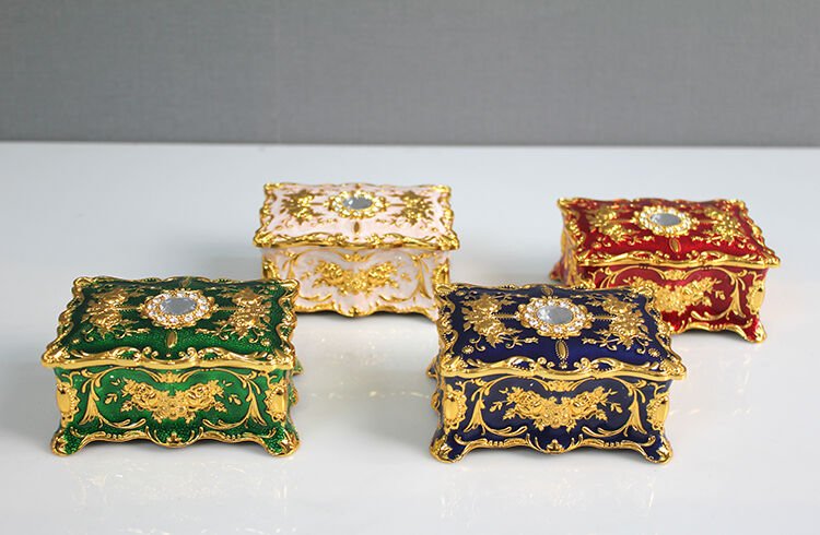 Swarovski Taşlı Kutu Model 1 Şık Tasarımlı Fonksiyonel Ürün