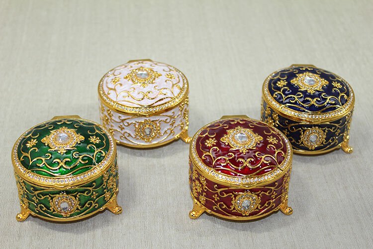 Swarovski Taşlı Kutu Model 3 Şık Tasarımlı Fonksiyonel Ürün