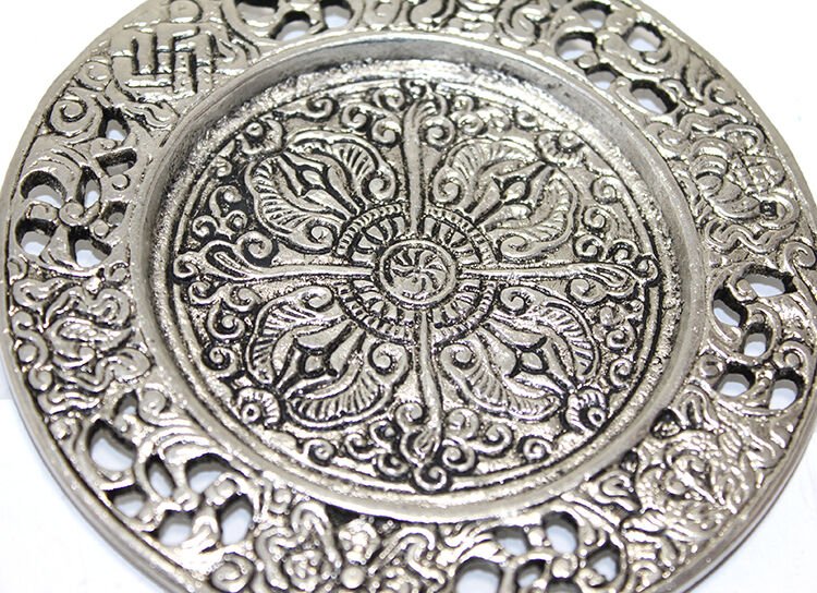 Metal Yuvarlak Tütsülük Model 8 Şık Tasarımlı Fonksiyonel Ürün