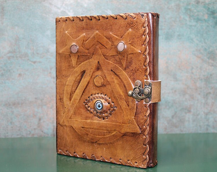 Taşlı Deri Defter Model 1 Şık Tasarımlı Fonksiyonel Ürün