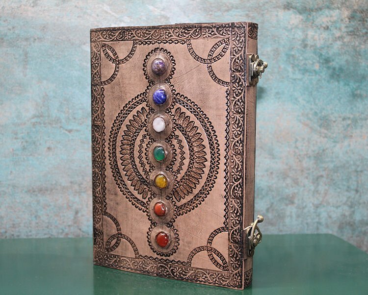 Taşlı Deri Defter Model 13 Şık Tasarımlı Fonksiyonel Ürün