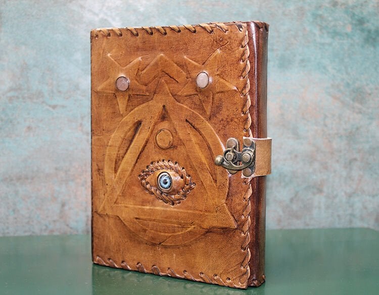 Taşlı Deri Defter Model 4 Şık Tasarımlı Fonksiyonel Ürün