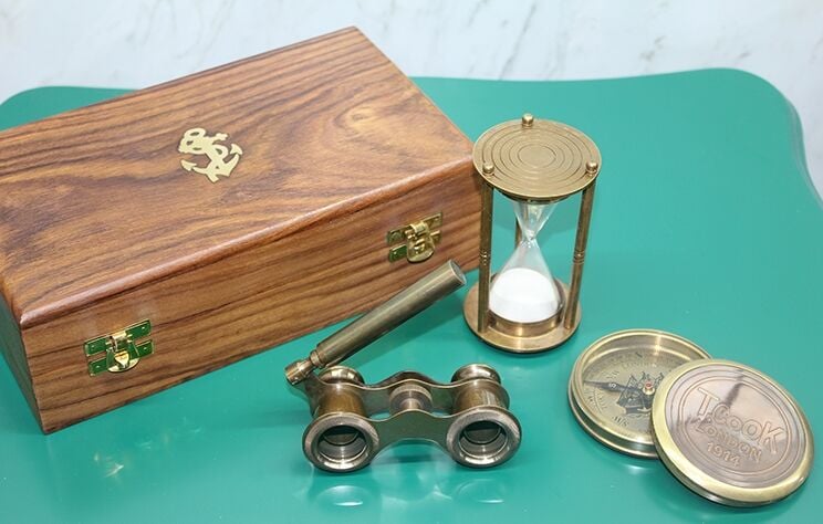 Ahşap Kutulu Pirinç Pusula, Kum Saati, Dürbün Seti Şık Tasarımlı Fonksiyonel Ürün