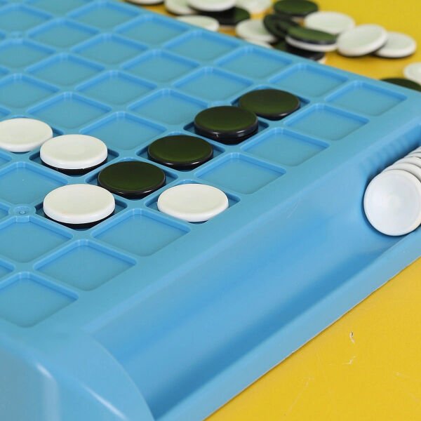 Reversi Zeka Strateji Oyunu Çok Fonksiyonel Ürün
