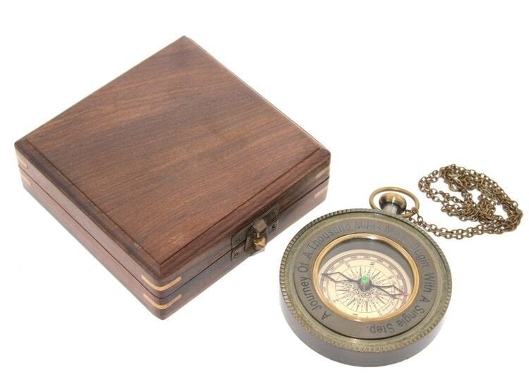 Ahşap Kutulu Pusula Model 4 Şık Tasarımlı Fonksiyonel Ürün