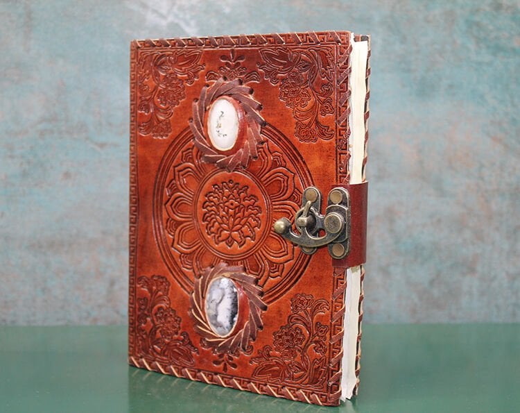 Taşlı Deri Defter Model 9 Şık Tasarımlı Fonksiyonel Ürün