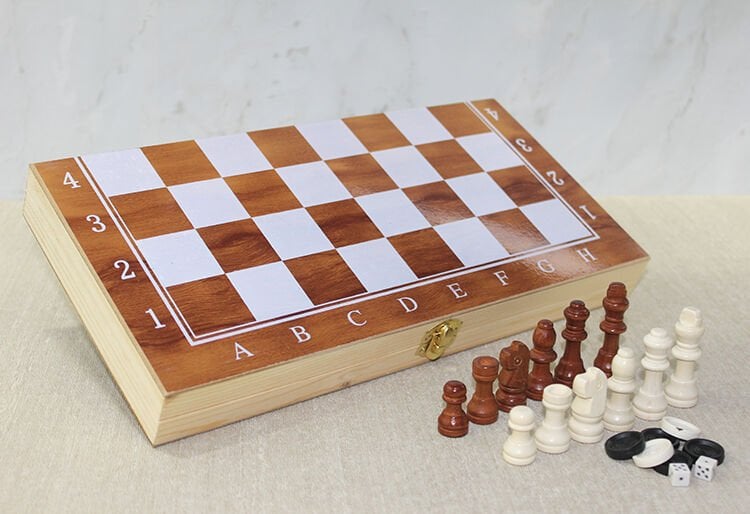 Ahşap Kutulu Satranç Model 1 Şık Tasarımlı Fonksiyonel Ürün