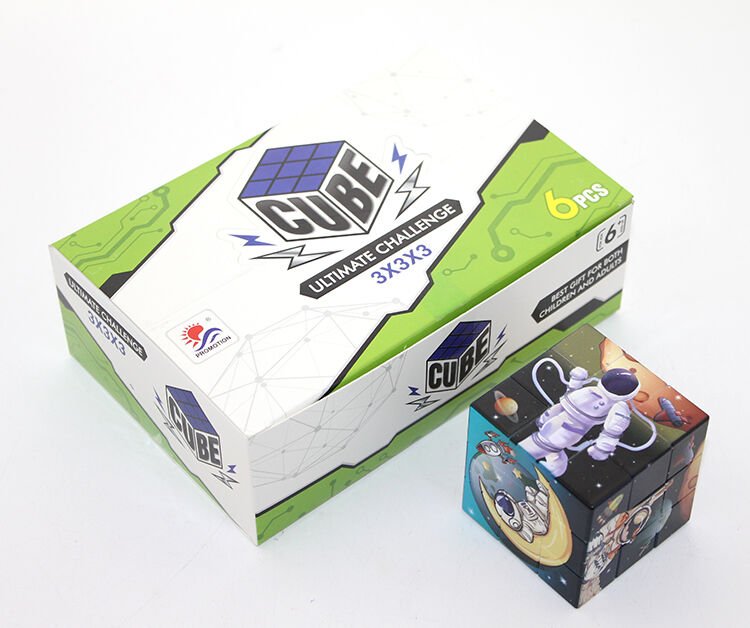 Uzay Temalı Küp Yapboz Şık Tasarımlı Fonksiyonel Ürün