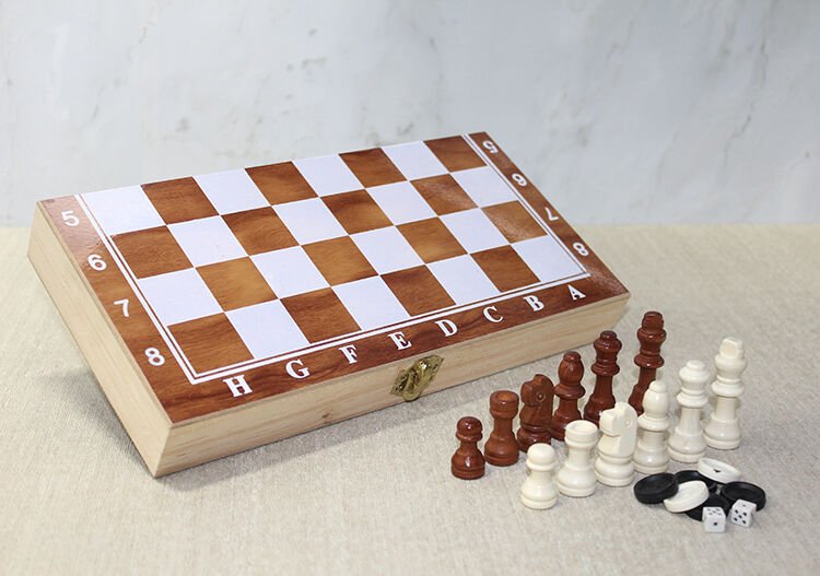 Ahşap Kutulu Satranç Model 2 Şık Tasarımlı Fonksiyonel Ürün