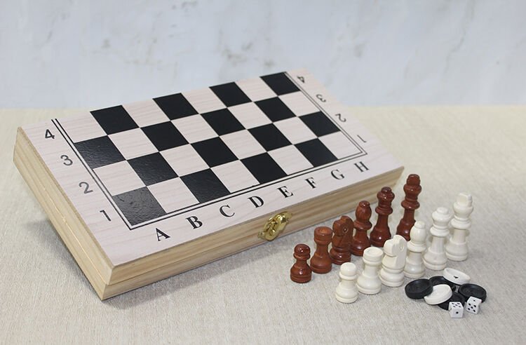 Ahşap Kutulu Satranç Tavla Seti Model 1 Şık Tasarımlı Fonksiyonel Ürün