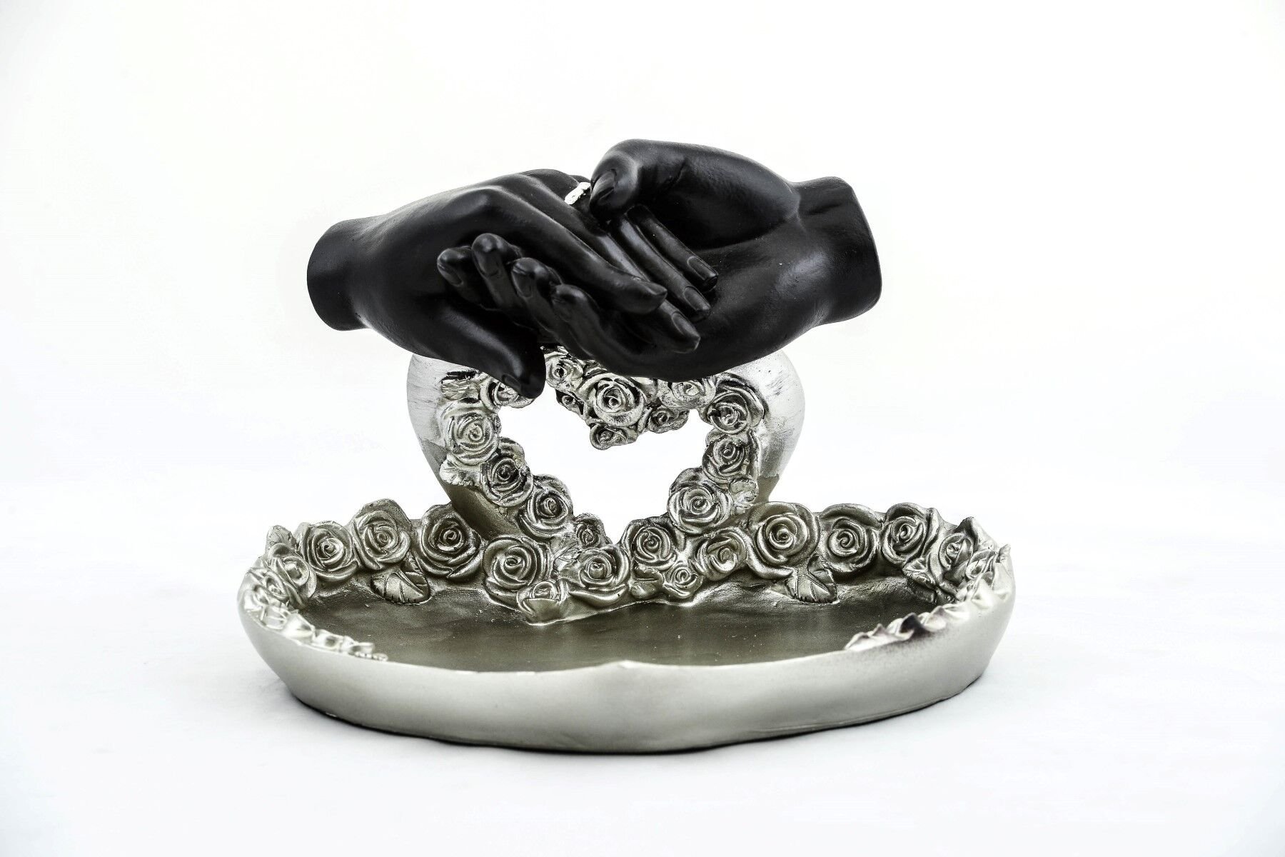 Özel Tasarım Kalpli Polyester Sunum Tepsisi Şık Tasarımlı Fonksiyonel Ürün