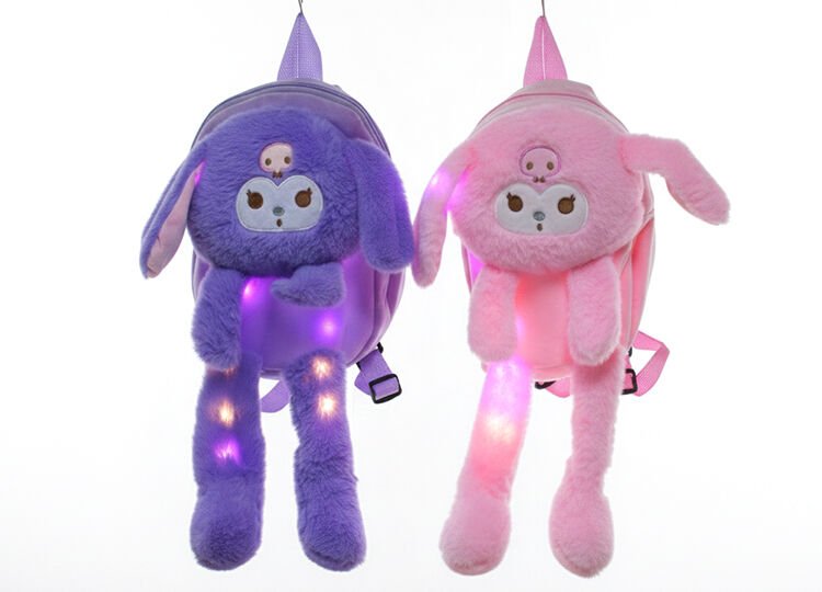 Peluş Işıklı Oynar Kulaklı Kuromi Sırt Çantası Çok Fonksiyonel Ürün