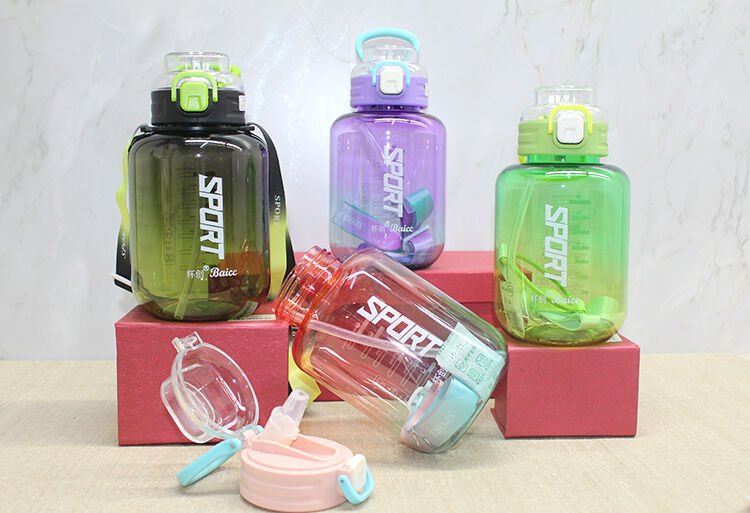 Pipetli Su Matarası 1100 ml Şık Tasarımlı Fonksiyonel Ürün