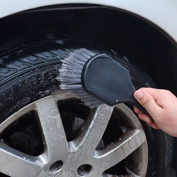 Oto Lastik Ve Jant Yıkama Fırçası Çok Fonksiyonel Ürün