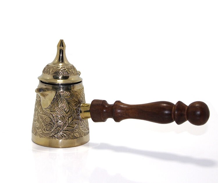 Pirinç Cezve 4.75'' inç Model 1 Şık Tasarımlı Fonksiyonel Ürün