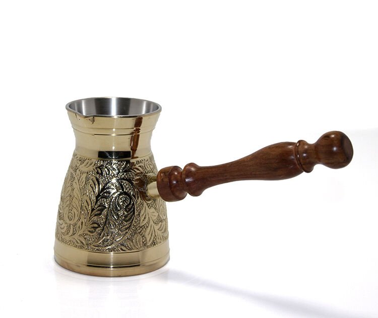 Pirinç Cezve 4.75'' inç Model 2 Şık Tasarımlı Fonksiyonel Ürün