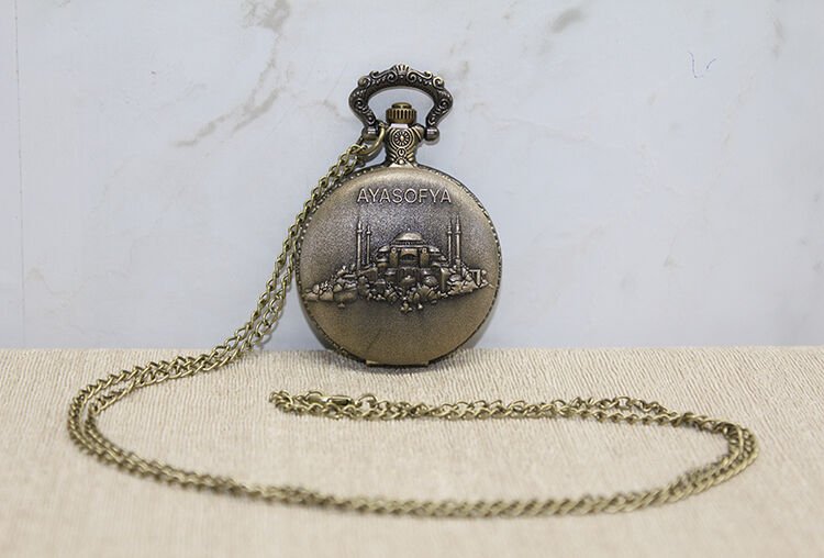 Ayasofya Tasarımlı Köstekli Saat Şık Tasarımlı Fonksiyonel Ürün