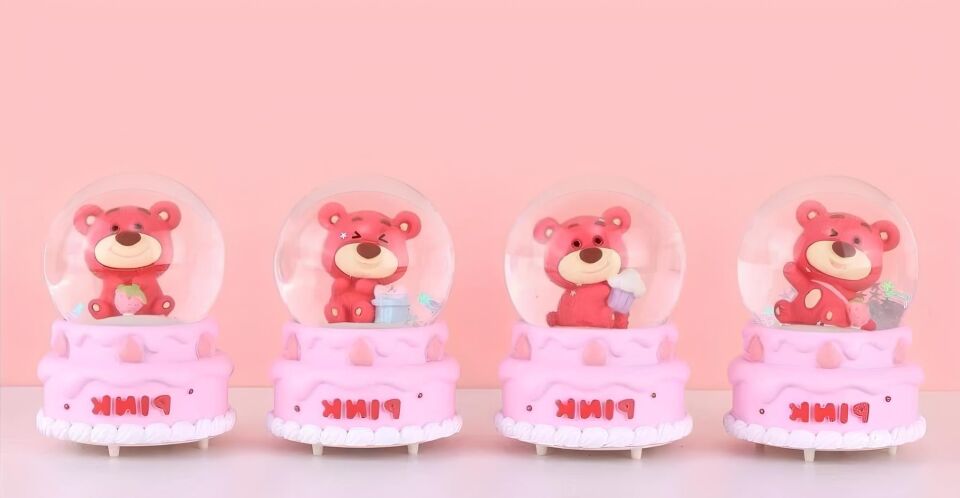 Ayıcıklı Işıklı Kar Küresi 7 Cm Şık Tasarımlı Fonksiyonel Ürün