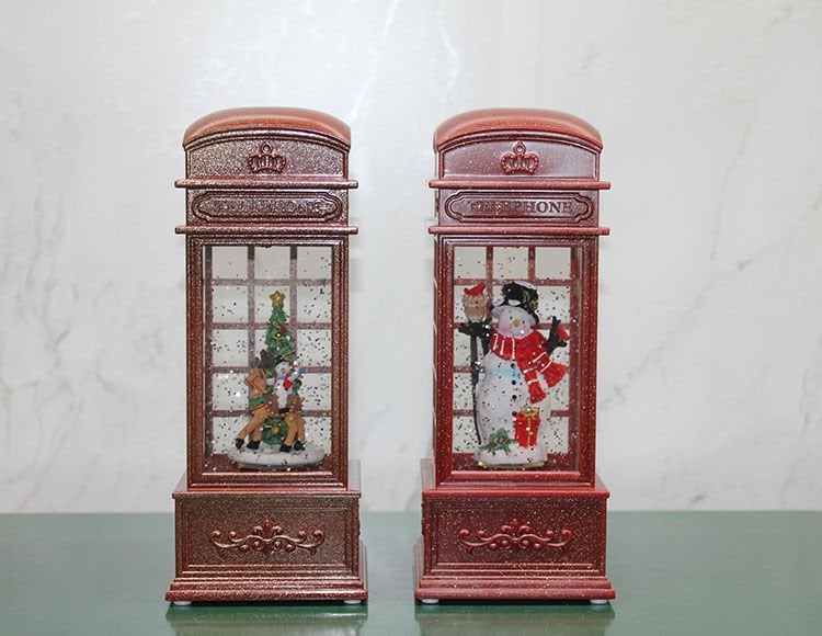 Telefon Kulübesi Tasarımlı Yılbaşı Temalı Işıklı Müzikli Kar Küresi Model 2 Şık Tasarımlı Fonksiyonel Ürün
