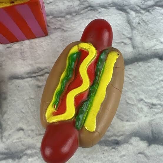 Hot Dog Sesli Köpek Oyuncağı Şık Tasarımlı Fonksiyonel Ürün