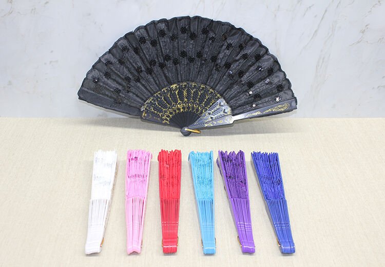 Plastik Yelpaze Model 4 Şık Tasarımlı Fonksiyonel Ürün