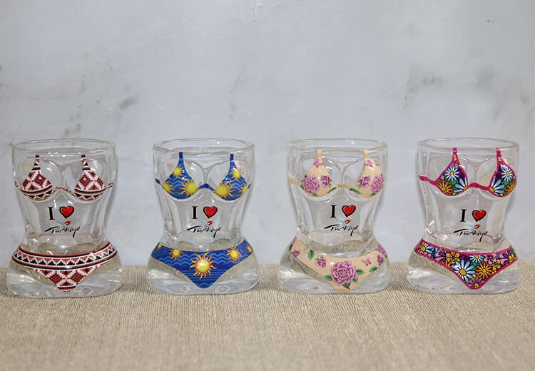 Vücut Tasarımı Cam Shot Bardak Şık Tasarımlı Fonksiyonel Ürün